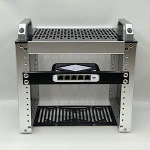 UniFi Switch Flex Mini 2.5G - 0.7U 10in Mini Rack Mount