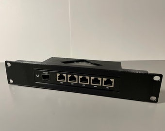 Ubiquiti EdgeRouter X SFP - 10-tums minirack 1U-montering