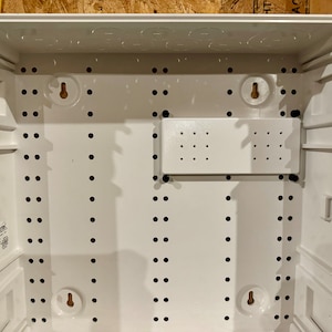 UniFi Switch Ultra, Switch Flex 2.5G 8 or Switch Flex 2.5G 8 PoE - Adjustable Leviton Structure Media Center Mount