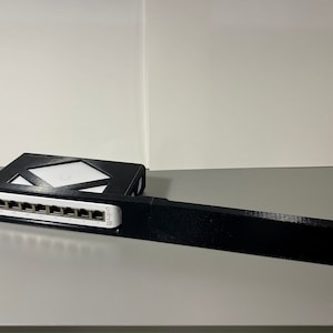 UniFi Switch Lite 8 PoE - 1U Rack Mount