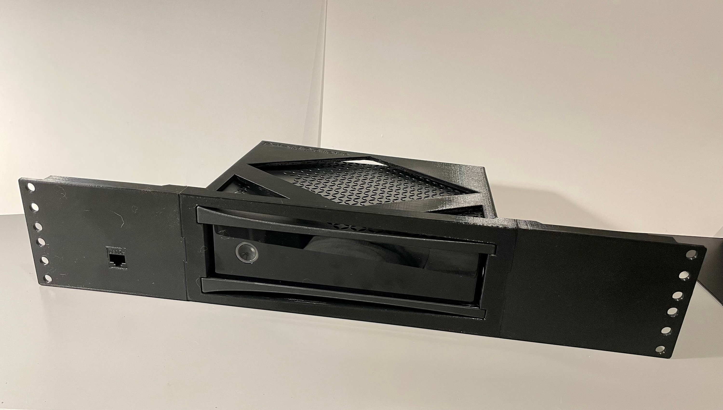 Hiltron or Spectrum E31T2V1 / E31N2V1 / E31U2V1 Cable Modem 2U Rack