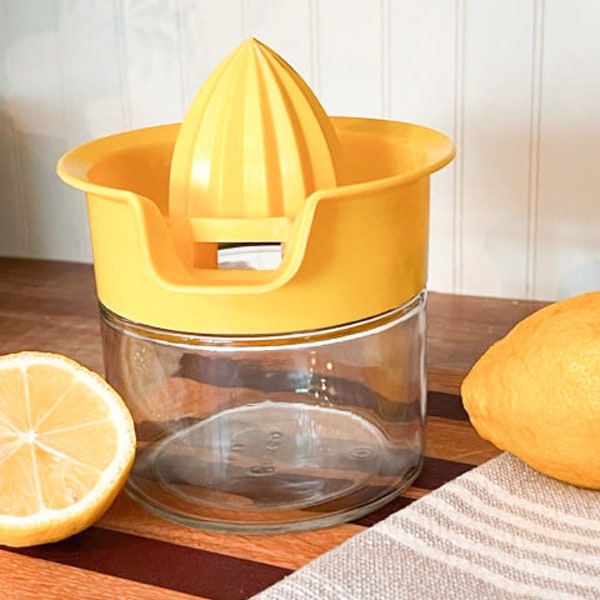 Gemco Brand Citrus Juicer, 2 Piece, Glass & Plastic, Vintage