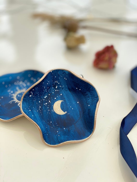 Sun and moon jewelry dishes