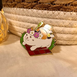 Final Fantasy XIV Fat Cat Enamel Pin zdjęcie 2