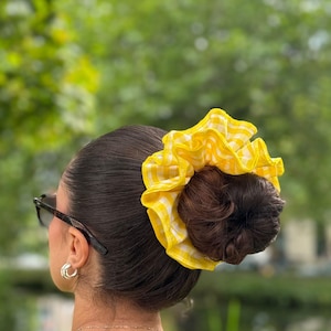 Yellow Gingham Scrunchie – Handmade Hair Tie, Soft Ruffle Scrunchie, Summer Hair Accessory, Cute Gift for Her