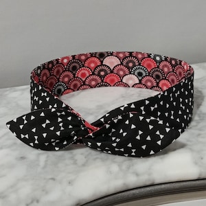 Reversible rigid hair band with geometric Japanese patterns