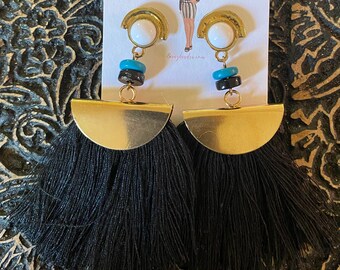 Boucles d'oreilles pompon noir