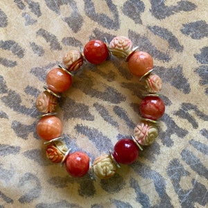 Handmade shades of orange stretchable beaded bracelet image 2