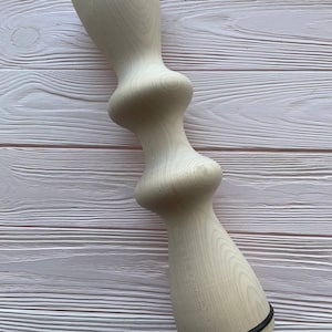 Roller massager from wood