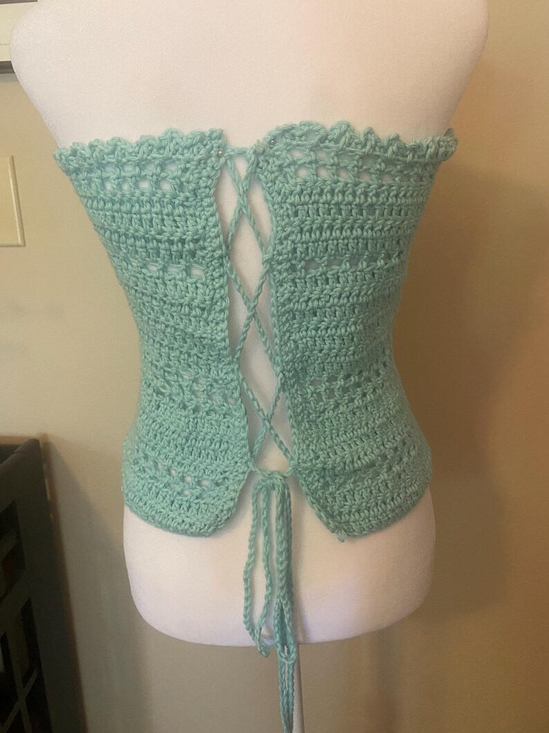 REVERSIBLE CROCHETED RUFFLE BOW TUBE TOP • white and sand