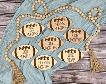 Football Milestone Signs/Infant Signs/Sports Theme Monthly Photo Props