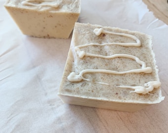 Naturally made Tea Tree Oil+ Almond/Oatmeal/Gift Soap