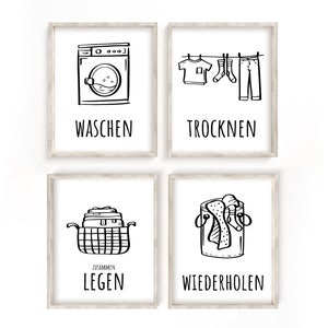 Op de afbeelding: Vier zwart-wit illustraties op een witte achtergrond met een houten frame. De illustraties tonen de stappen van het wassen: wassen, drogen, opvouwen en herhalen. De tekst onder elke illustratie is in het Duits.
