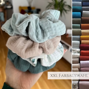 Musselin Scrunchie BIG oder Slim in 34 Farben, Stoffhaargummi, oversized Haargummi, Haarschmuck, Stoffhaargummi, JGA Party Bild 1