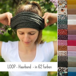 Könnte beinhalten: Ein breites Haarband aus Stoff mit dunkelgrünem Leopardenmuster, das um den Kopf getragen wird. Rechts zeigt eine vertikale Farbpalette 62 Stoffmuster in verschiedenen Farben und Mustern. Der Text darunter lautet: LOOP - Haarband - in 62 Farben.
