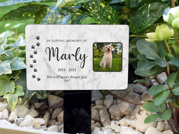 570px x 428px - Personalised Pet Memorial Stake Pet Loss Paw Prints Grave - Etsy