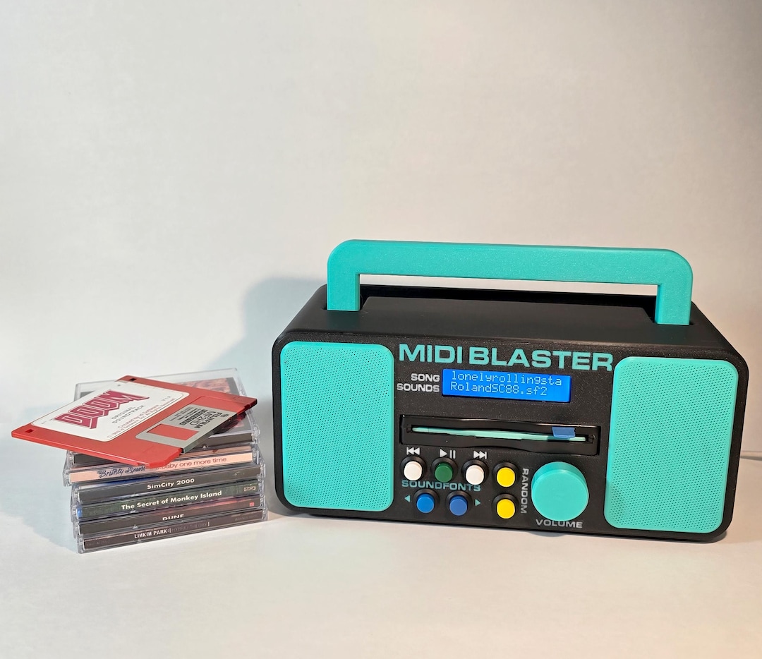 ポップス+ロック(洋楽) CD Almeida Girl &amp;amp; Descarga; Descarga Llanita  KAMOCD1  /00110 Boombox with CD player FM radio and stickers Pink