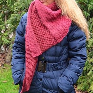Knit Triangle Shawl Pattern PDF – Star Stitch Lace Wrap – Beginner Friendly – Gradient Yarn – ENGLISH & GERMAN Instructions