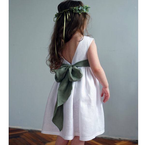 Robe de demoiselle d'honneur blanche, Occasion spéciale robe pour tout-petit, Robe de demoiselle d'honneur pour junior, Robe de fille bohème en lin, Cadeaux pour fille