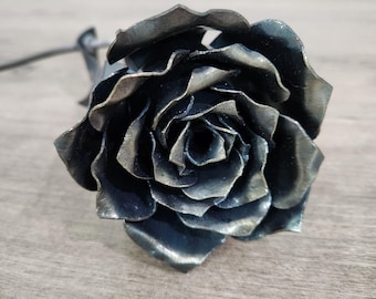 Rosa de metal hecha a mano sin soldadura // Regalo de San Valentín // Rosa eterna