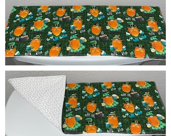 St Patrick’s Day Toilet Tank Topper, Table Runner, Clover Bathroom Decor, Farmhouse Living, Country Decor, Green, Leprechaun, Lucky