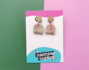 Pink, Cream and Grey Floral Earrings / Botanical Flower Resin and Wood Earrings / Polymer Clay Earrings / Dainty earrings / Sensitive ears