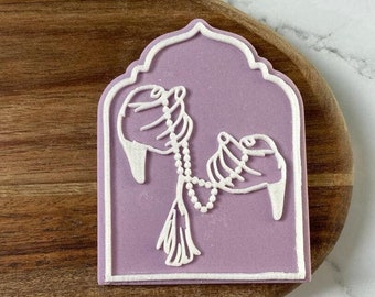 Prayer Hands With Beads Debosser Stamp. Eid Embosser Fondant Stamp. Acrylic Stamp for Cookies, Cupcakes, Cake Decorating
