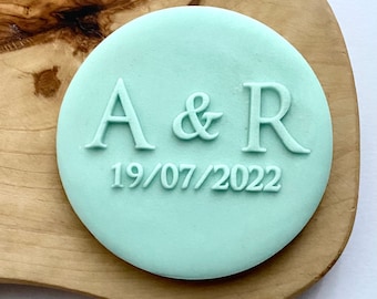 Iniciales de boda personalizadas y sello de galleta de fecha. Sello grabador de fondant, glaseado, decoración de galletas