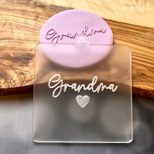 Grandma Debosser stamp. Mother’s Day Fondant Icing Cupcake Decorating