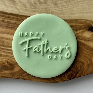 Happy Father’s Day Debosser Stamp. Father’s Day Fondant Icing Cupcake Decorating