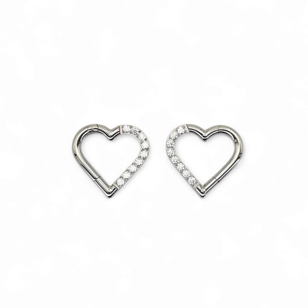 Titanium jewelled heart clicker for 1.2mm/16g for daith piercings. Sold singly, not as a pair.