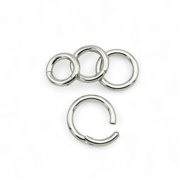 Surgical steel 3mm/8g clicker ring internal diameter 8mm-18mm. Sold singly, not as a pair.