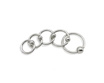 BCR in acciaio chirurgico per piercing da 2,5 mm/10 g, disponibile con diametro da 10 mm a 22 mm. Venduti singolarmente, non in coppia.