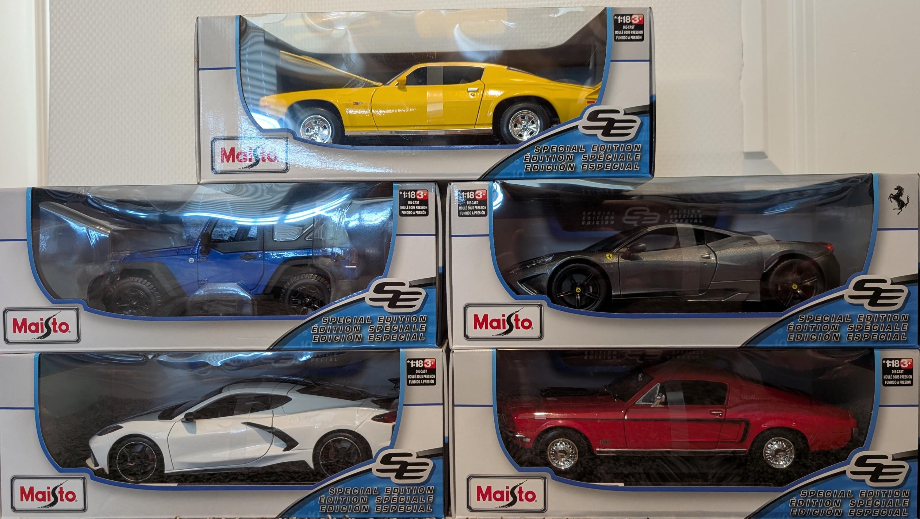 Custom Photo 1:18 Maisto Diecast - Personalized Large Model Car