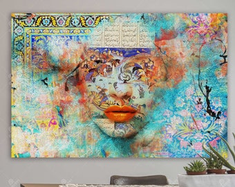 Puede incluir: Impresión de arte abstracto con un rostro colorido con una boca naranja brillante, rodeado de un mosaico de patrones y texto. El fondo es una mezcla de tonos azules, verdes y amarillos.