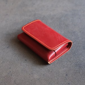 The Manta Ray leather wallet pdf pattern, wallet pdf template, compact wallet pattern pdf, coin wallet leather pattern, leather pattern pdf