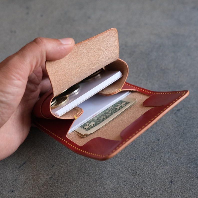 The Manta Ray leather wallet pdf pattern, wallet pdf template, compact wallet pattern pdf, coin wallet leather pattern, leather pattern pdf