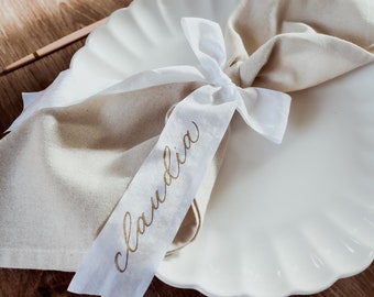 Configuración de lugar de cinta de caligrafía / Estilo de decoración de mesa de boda / Tarjeta de lugar única alternativa / Corbatas de servilleta hechas a mano