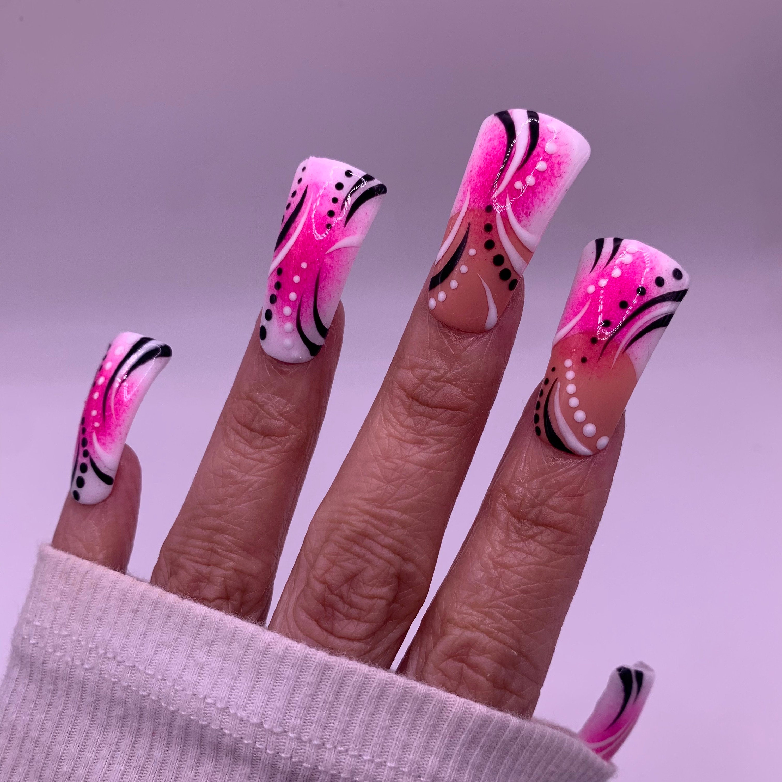 90s High Gloss Nails in Pink