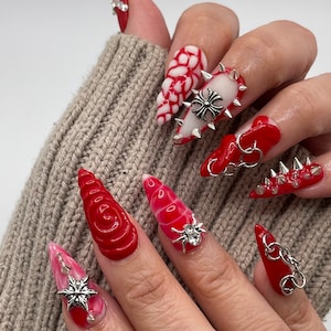 Red abstract 3D junk  press on nail set
