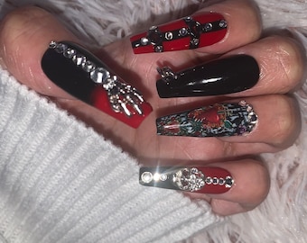 Black and red goth skull-visual kei-gyaru-harness press on nails