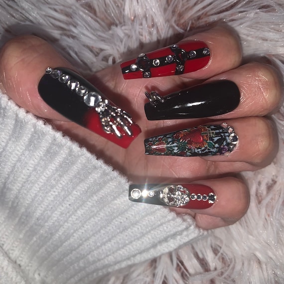 Black Goth Press on Nails With Charms Valentines Day 2024 Gift -  Hong  Kong