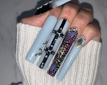 Black and blue snake rhinestone visual kei-gyaru-harness press on nails