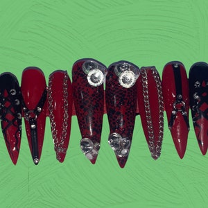 Black and red goth skull-visual kei-gyaru-harness press on nails