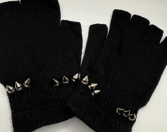 Black spiked fingerless gloves