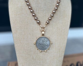 Wild Horses Coin Pearl Necklace: Equestrian Jewelry, Horse Gift, Horse Coin Necklace, Derby Necklace, Horse Lover Gift, Mother’s Day Gift