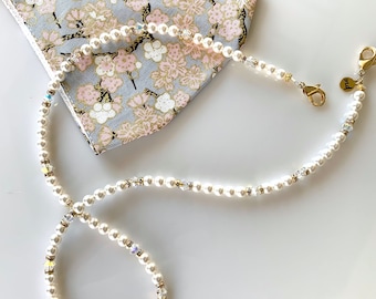 Sparkly glasses chain Clearance