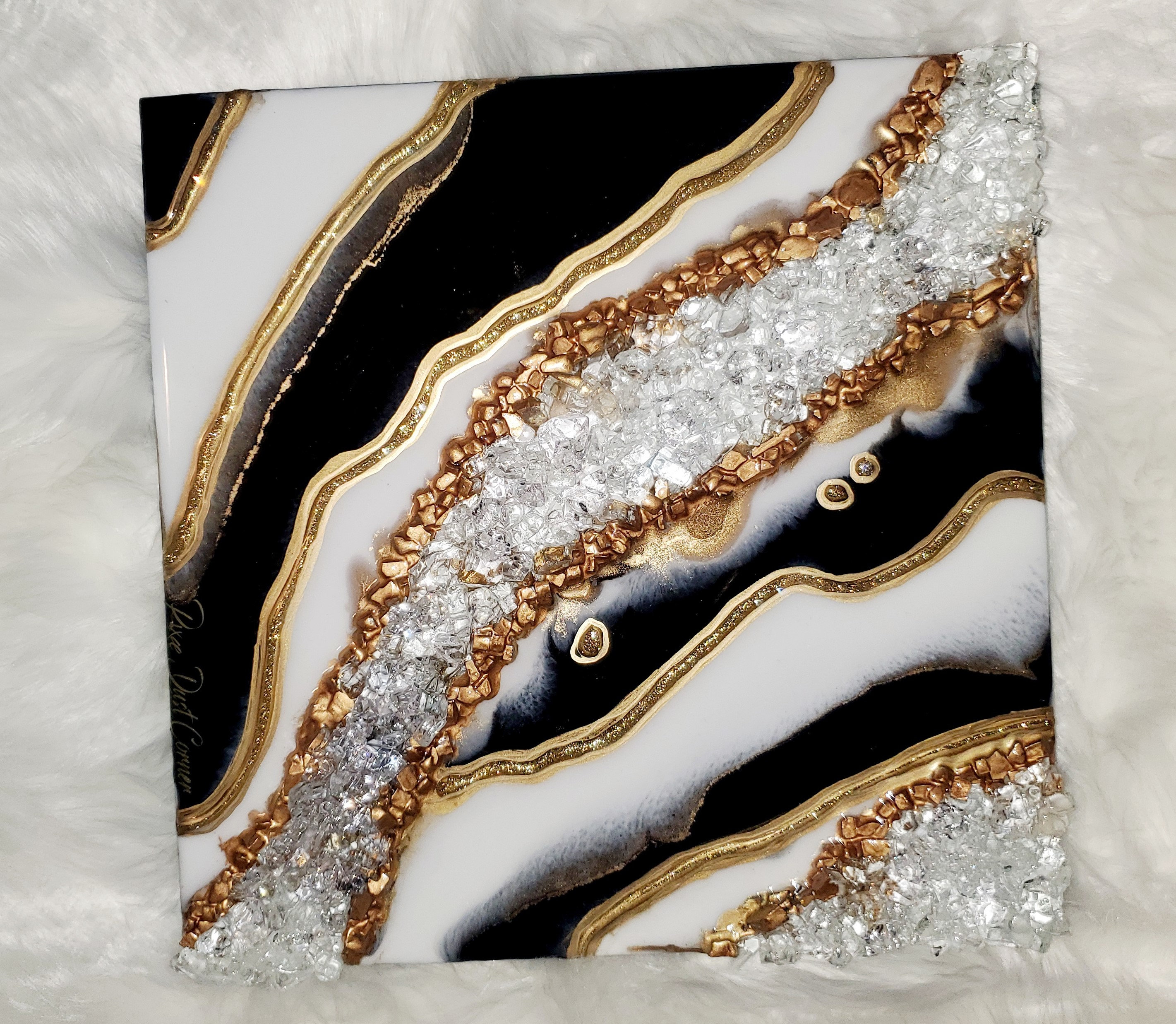 Resin Geode Art, Luxury Black, White and Gold Geode Wall Art, 3D Geode