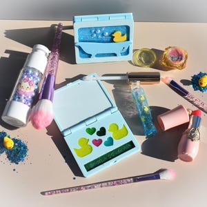 Rub-A-Dub Ducky– Pretend Makeup for Kids, Mess-Free, Non-Toxic, Realistic Play, Toddler Girl Gift, Makeup Toy Set