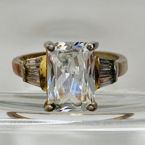 SETA Size 10 Crystal Ring